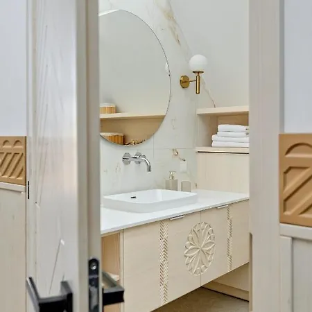 Male Zywczanskie Spa, Odkryj-zakopane *