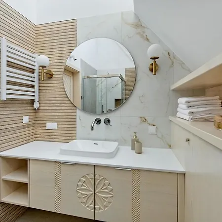 Male Zywczanskie Spa, Odkryj-zakopane